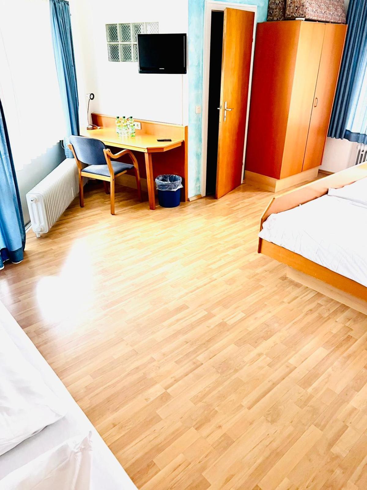 Mc Hotel 카를스루에 외부 사진