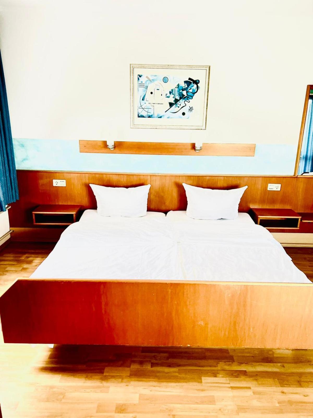Mc Hotel 카를스루에 외부 사진