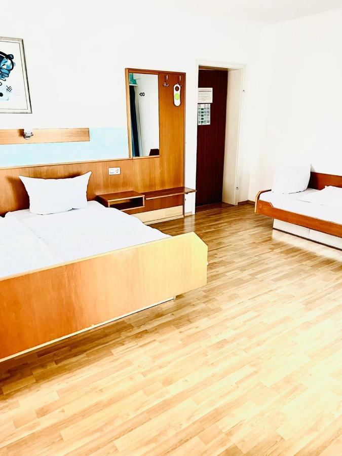 Mc Hotel 카를스루에 외부 사진